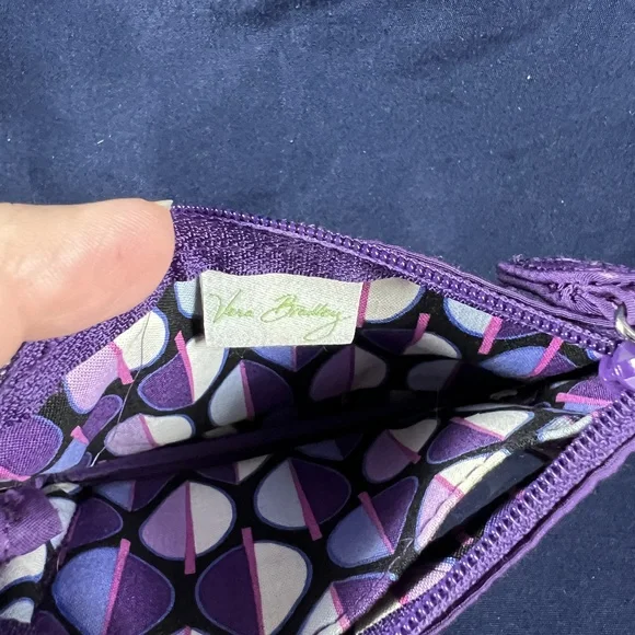 Vera Bradley Wallet Purple Compact Organize Change Purse Quilted Chic - Picture 3 of 3